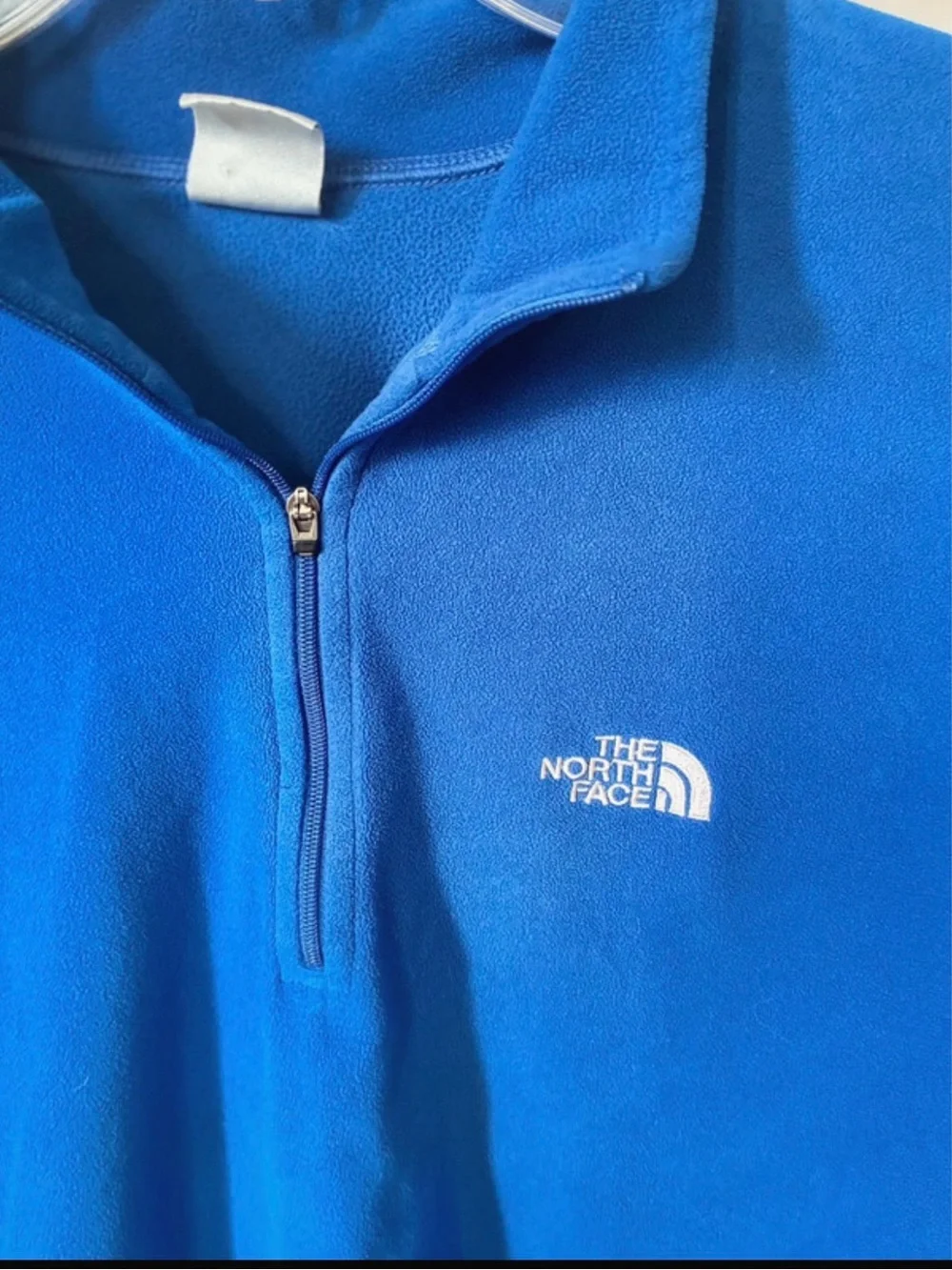 The North Face Men’s Royal Blue Quarter-Zip Fleece